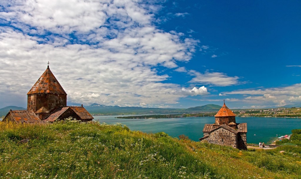 دریاچه زیبای سوان