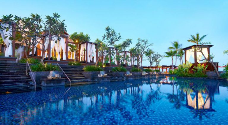 هتل 5* سنت رجیس بالی