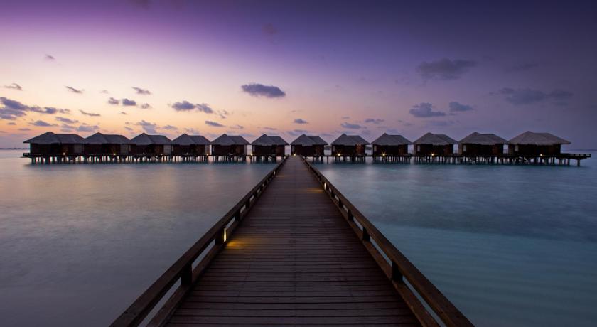 sheraton hotel in maldives