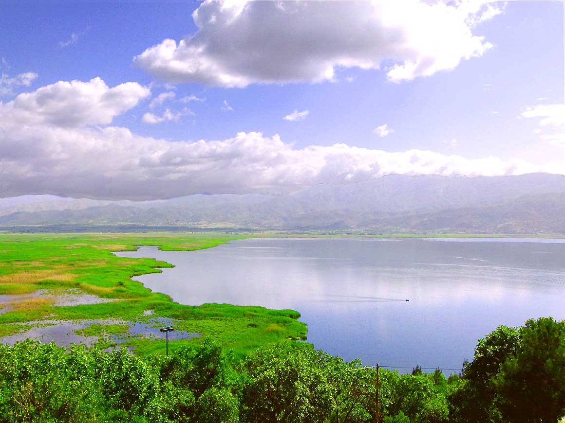 تور دریاچه زریوار کردستان