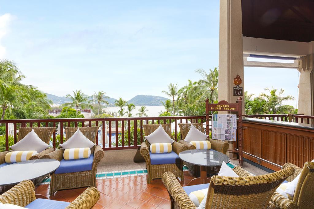 Novotel phuket 4. Новотель Пхукет Резорт. Таиланд Пхукет Novotel Phuket Patong. Пляж Новотель Резорт.