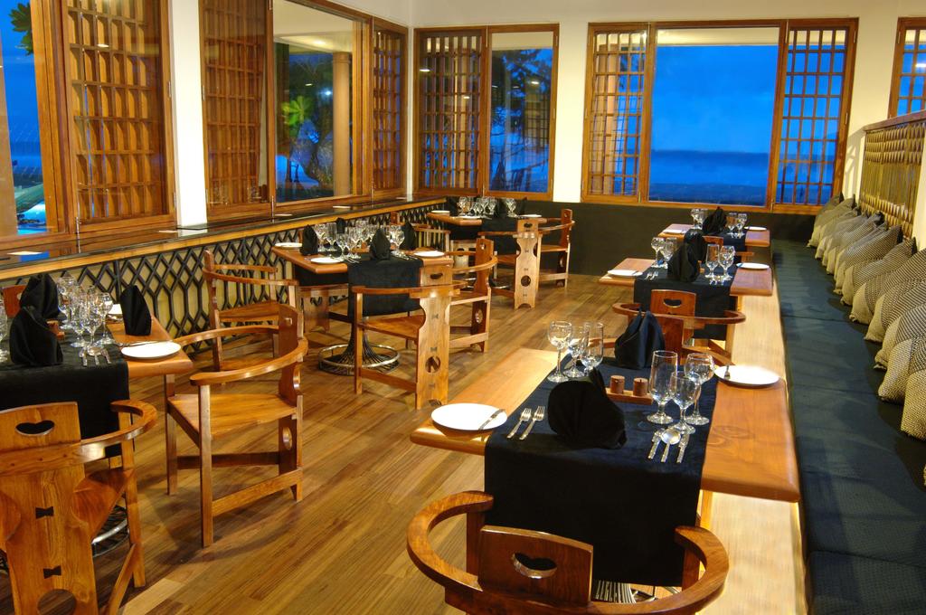 نمای رستوران هتل هریتانس آهونگالا