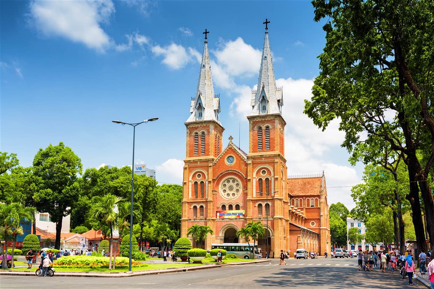 کلیسای نوتردام هوشی مینه ویتنام