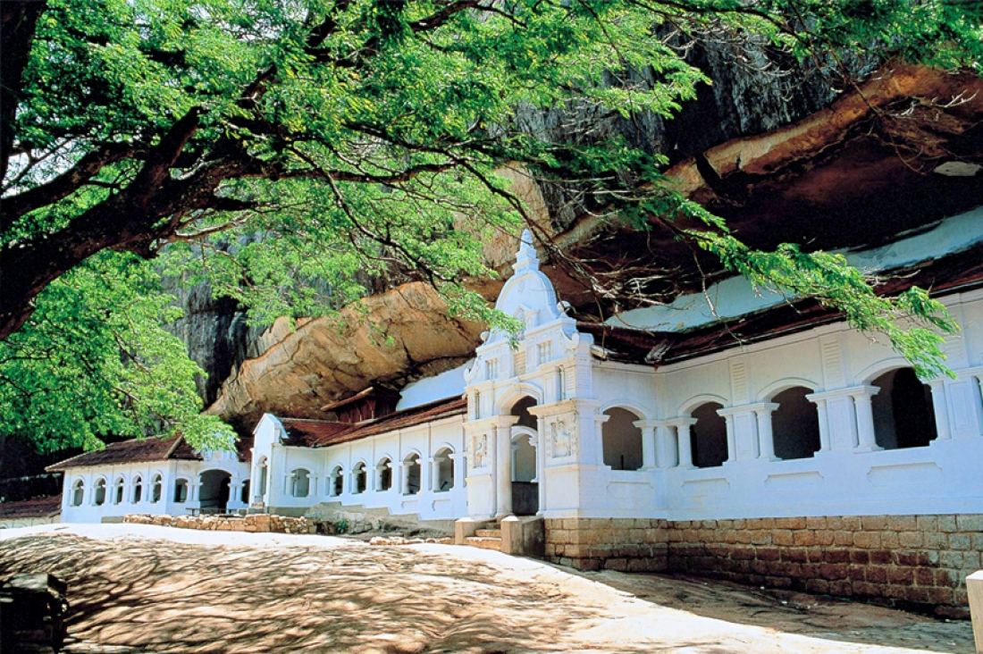 معبد غار دامبولا