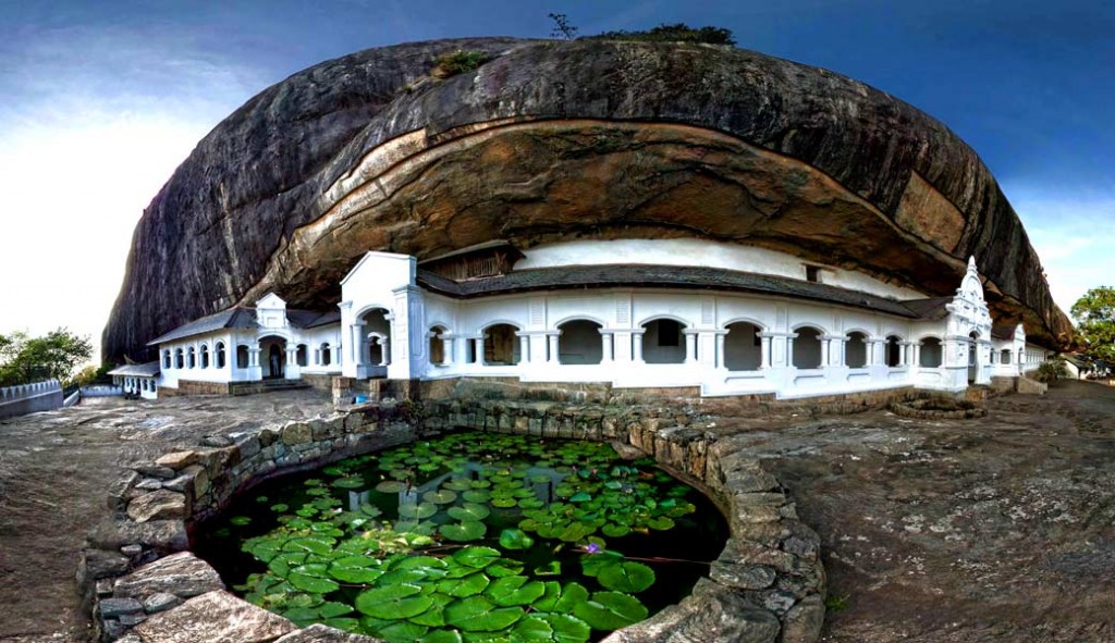 معبد غار دامبولا سریلانکا