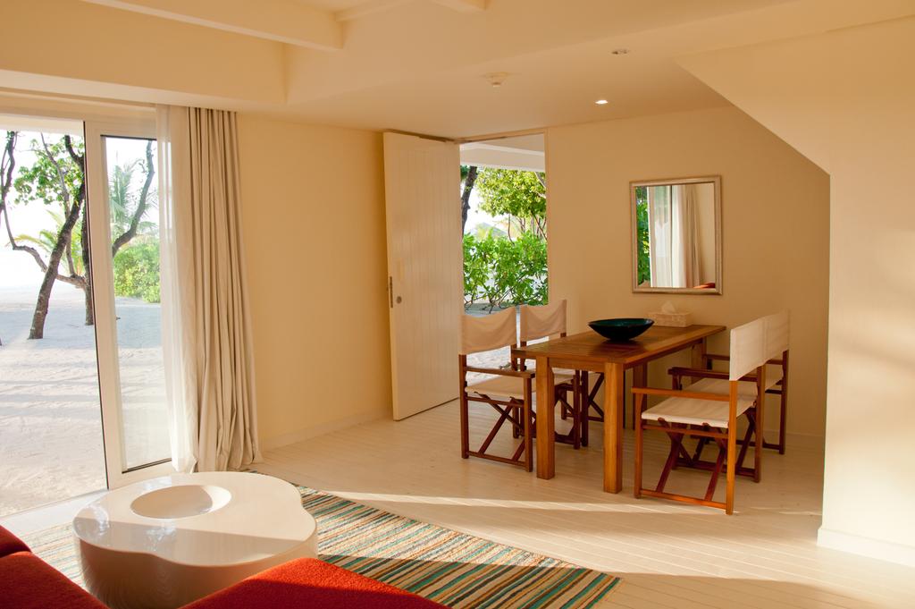 نمای داخلی هتل هالیدی این کاندوما مالدیو