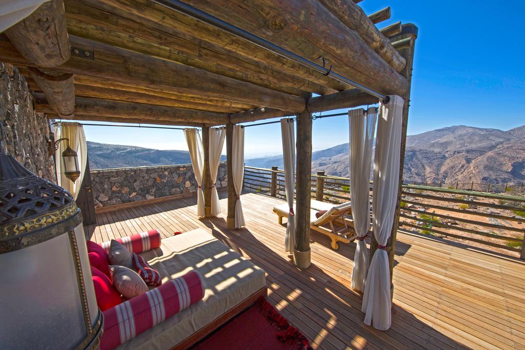 هتل الیلا جبل الاخضر عمان