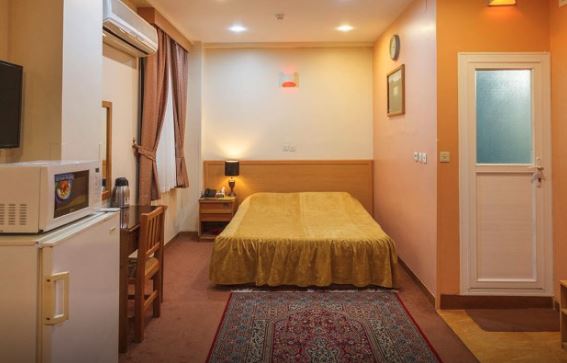 هتل ساسان شهر شیراز سوئیت دوتخته