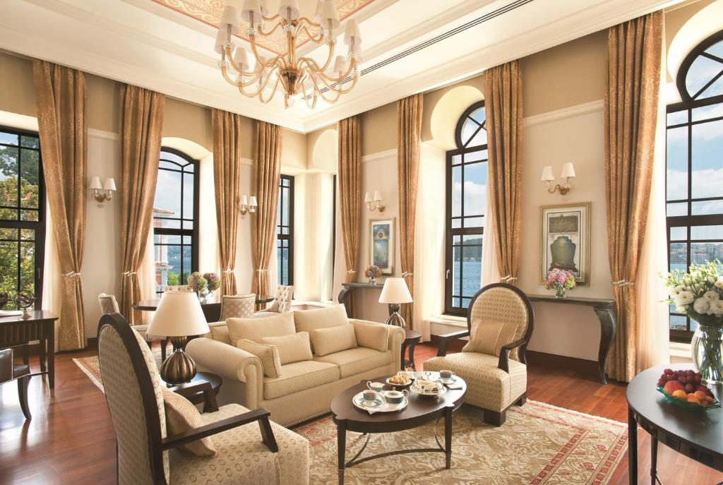 اتاق نشیمن هتل فور سیزن بسفروس استانبول