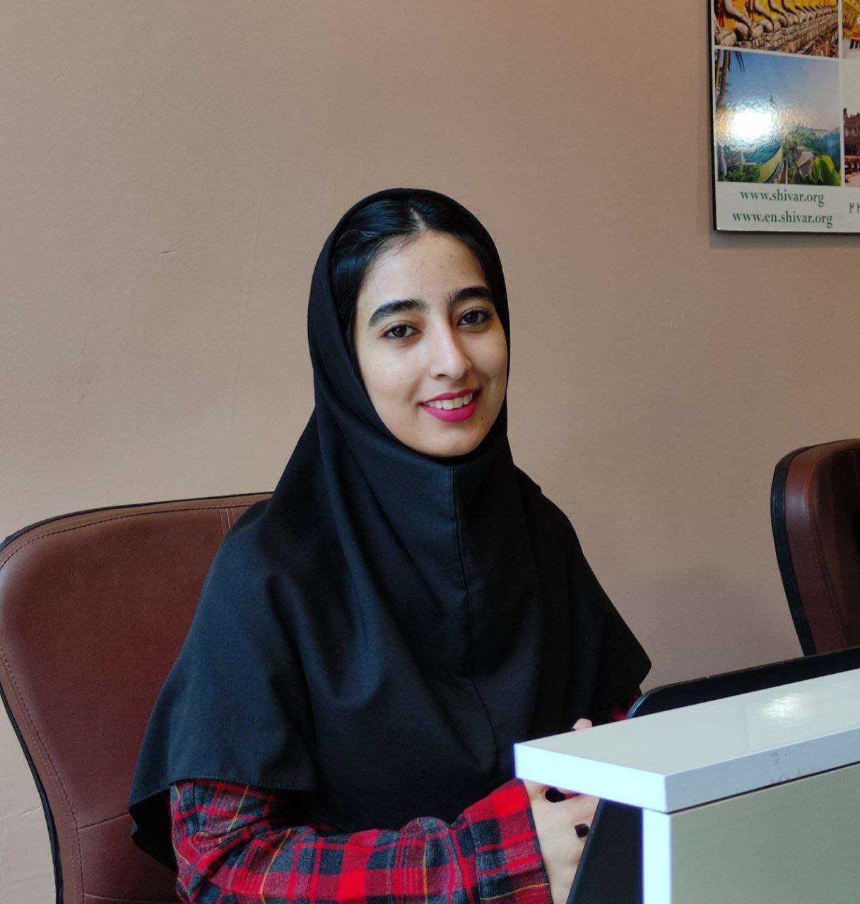 غزاله احمدی