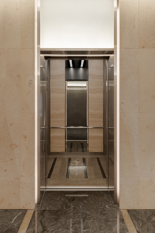 آسانسور های موجود در مرکز مالی تجاری پینگ آن