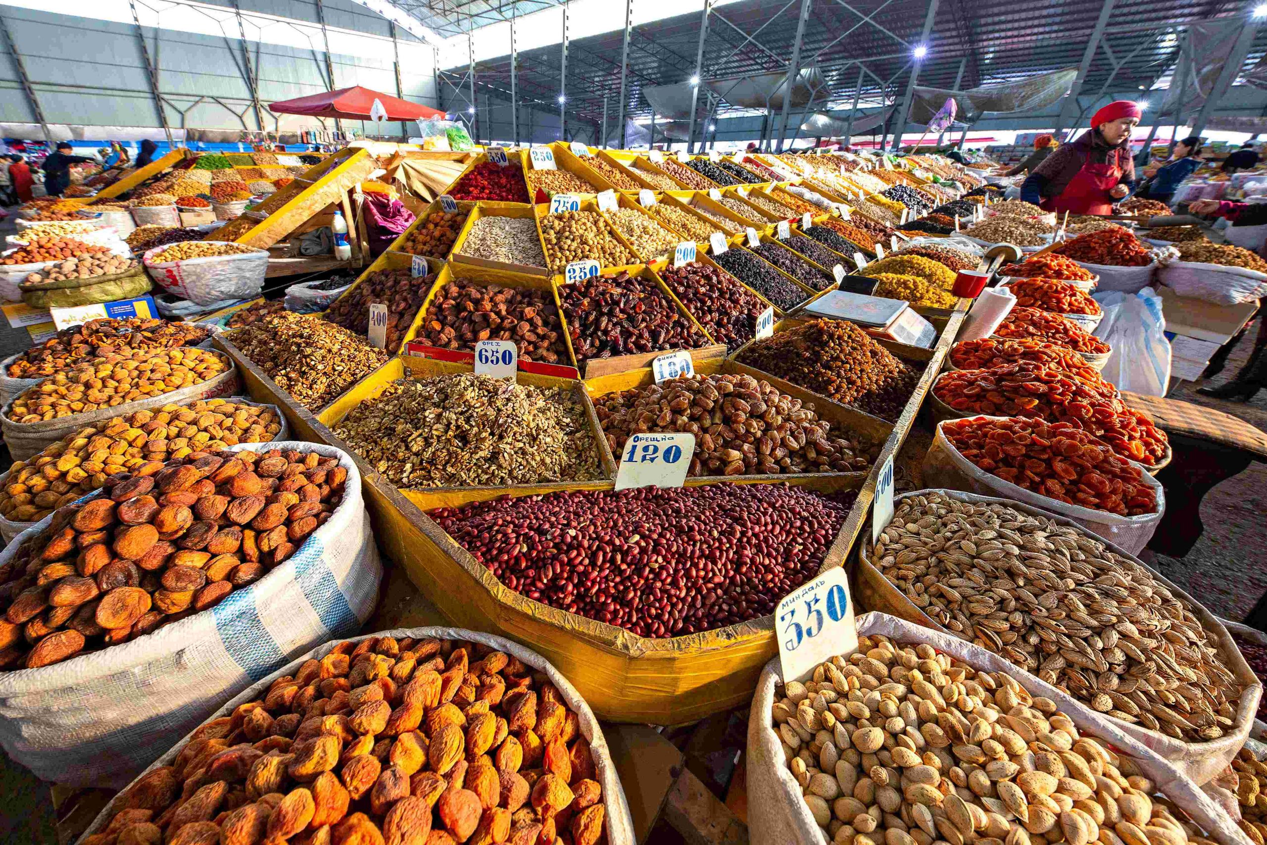 محصولات بازار در قرقیزستان