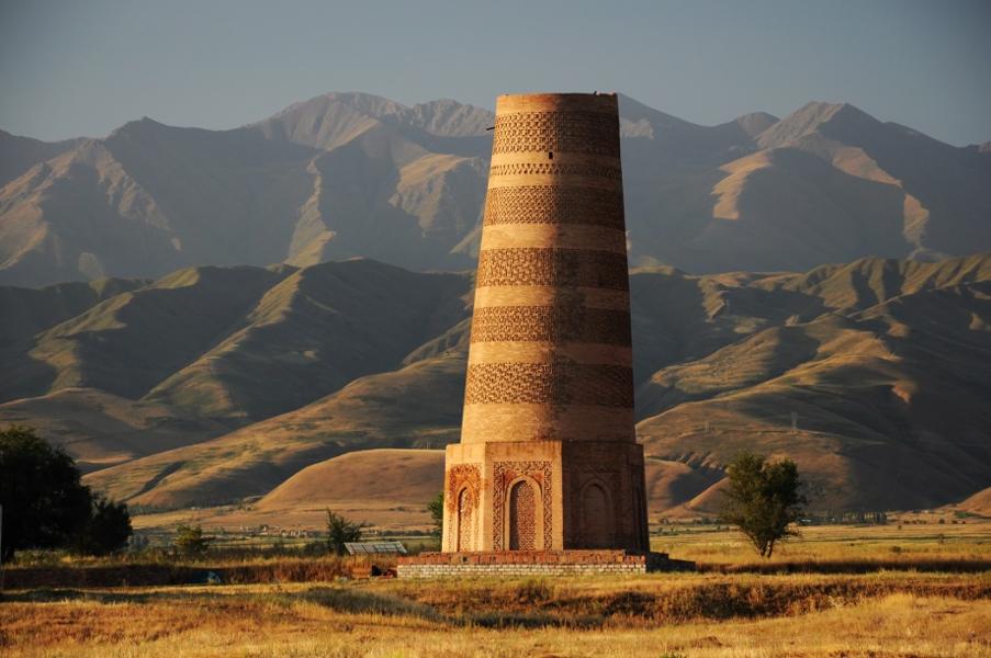 مناره های قدیمی در قرقیزستان