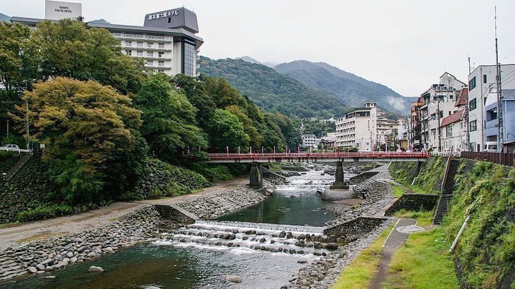چشمه های آب گرم ژاپن