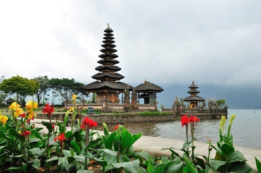 templo lago pura ulun danu batur