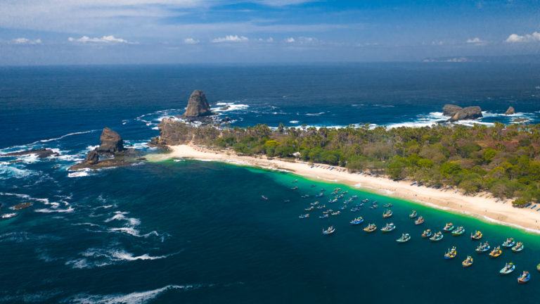 PAPUMA BEACH AND PAYANGAN BEACH