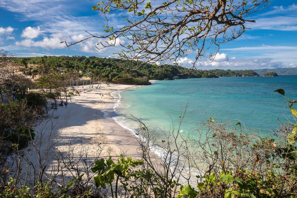 Ilig Iligan Beach in Boracay