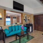 Sunrise Water Villa with Private Pool & Jacuzzi