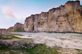 نقش رستم و کعبه زرتشت